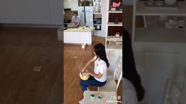 Вот как надо бросать смотреть онлайн