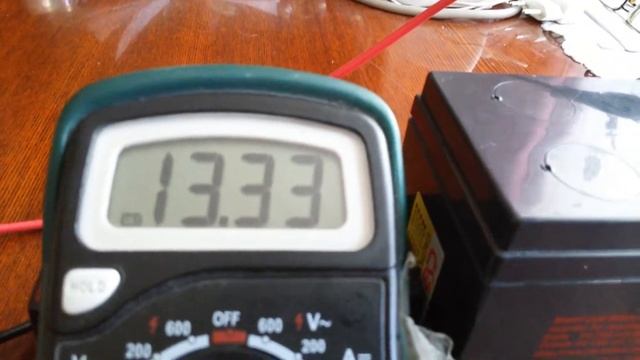 Зарядка аккумуляторной батареи производства Тайвань CSB 12V, 7.2Ah смотреть онлайн