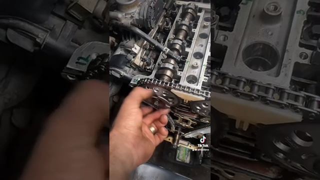 Opel Corsa D timing chain , смяна на верижно задвижване на опел корса. Z1.2XEP смотреть онлайн