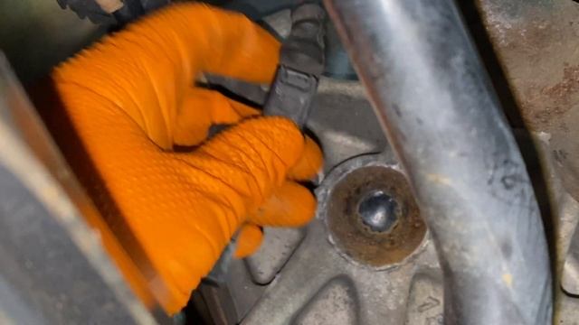 Rear ABS Wheel Speed Sensor Replacement on VW Passat Tiguan Jetta CC Eos GTI etc. 2005-2018 смотреть онлайн