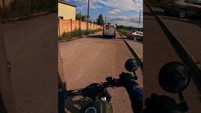 Я не знаю, что делаю🤣 #motovlog #scrambler #memes #мотоциклы #приключения #geon #dva.kolesa #short смотреть онлайн