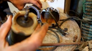 Сломался насос малыш и я решил попробовать починить его своими руками, ремонт вибрационного насоса