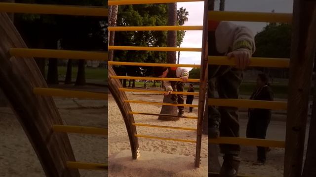 Учимся лазить смотреть онлайн