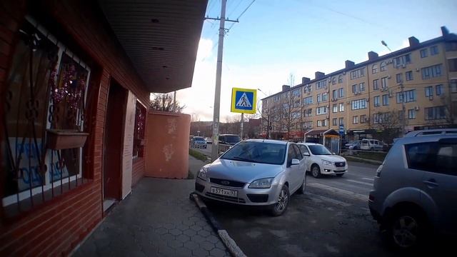 АвтоХАМЫ Анапа РАНЬШЕ ЭТО БЫЛ ЗАЕЗД ДЛЯ МАШИН А ТЕПЕРЬ ЭТО ПЕШЕХОДНЫЙ ПЕРЕХОД УЖЕ МНОГО, МНОГО ЛЕТ. смотреть онлайн