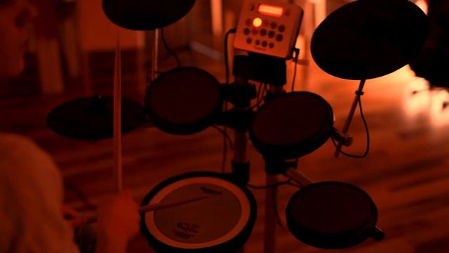 Yellow - Coldplay // (Cover by Luca Müller) смотреть онлайн