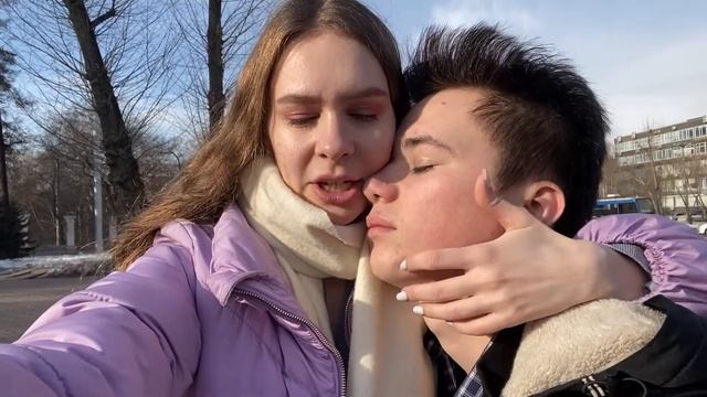 Vlog: начала встречаться с лучшим другом? Отмечаем 8 марта ❤️ Что мне подарили? смотреть онлайн