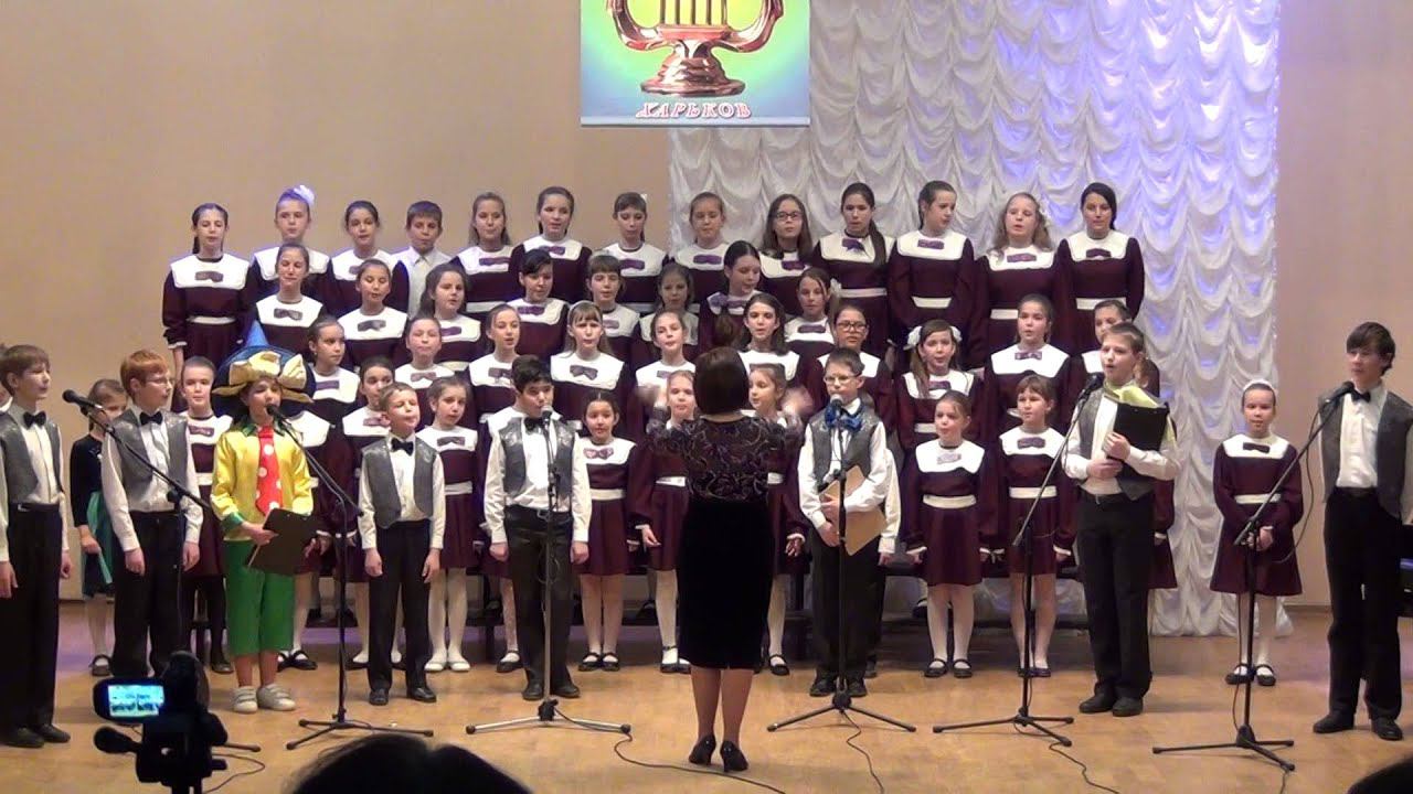 "Гимн Незнайки и компании" муз. М. Минкова, сл. Ю. Энтина Хор средних классов ДМШ № 9 смотреть онлайн
