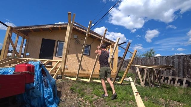 СТРОИТЕЛЬСТВО КАРКАСНОЙ ВЕРАНДЫ БЕЗ ОКОН.ФУНДАМЕНТ НА АВТОМОБИЛЬНЫХ ПОКРЫШКАХ смотреть онлайн