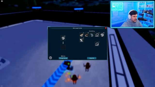 I Bought A ROBUX UFO And Got INSANE ROBOT PETS! смотреть онлайн