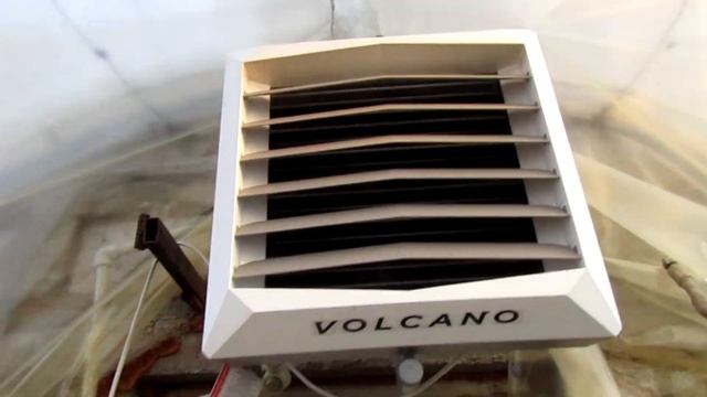 Утеплил зимнюю теплицу. Вынесли цветы. смотреть онлайн