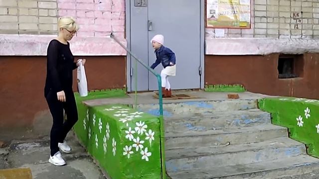 Ника не хочет идти в Дет сад смотреть онлайн