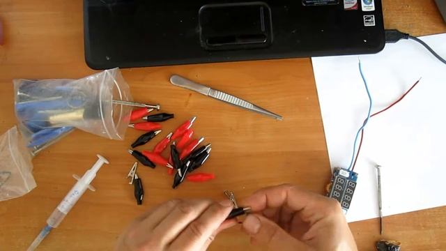 зажимы крокодилы | Alligator Clamps смотреть онлайн