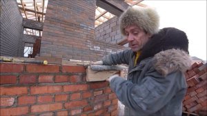 как напустить 4 см облицовочного.кирпича,на цоколе.
