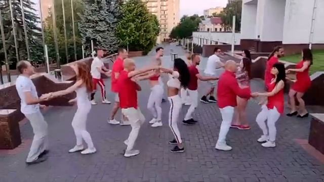 Бачата 2020 смотреть онлайн