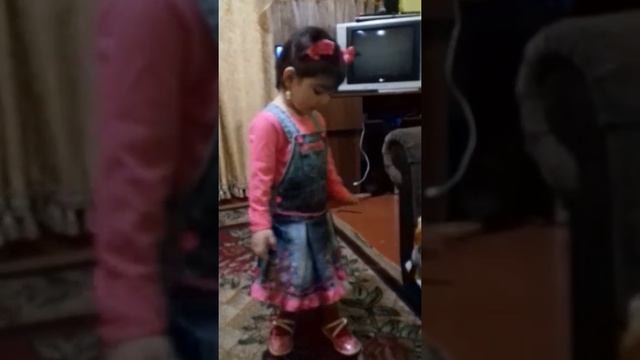 Ходит наша бабушка смотреть онлайн