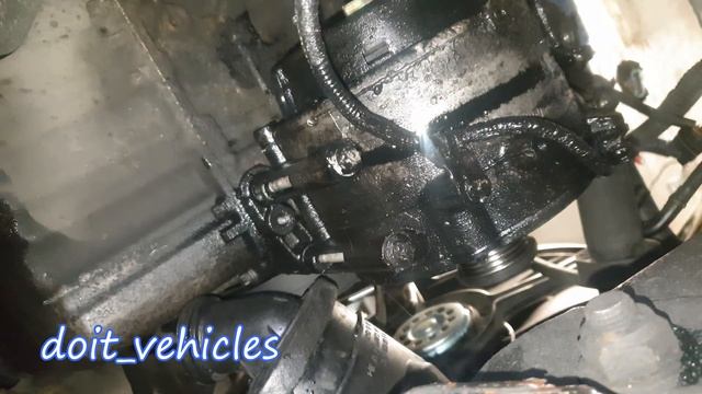 E220 CDI Mercedes w210 Alternator Replacement - Water Cooled смотреть онлайн