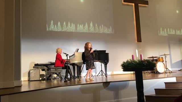 Marlie McDonald Performs Mary Did You Know смотреть онлайн