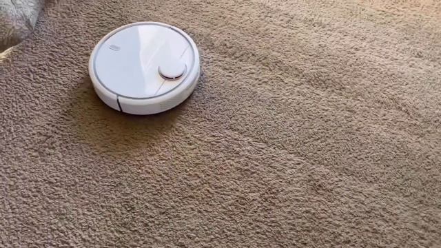 Робот пылесос Xiaomi Vacuum смотреть онлайн