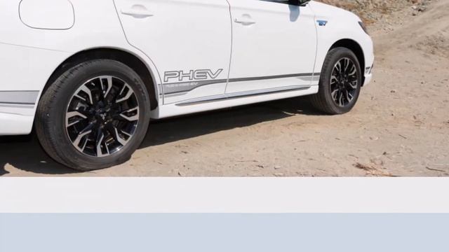 2018 Mitsubishi Outlander PHEV Review смотреть онлайн