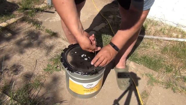 Как открыть 20 кг ведро краски смотреть онлайн