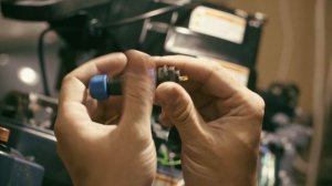 Электричество в лодку - это просто. Зарядка аккумулятора от лодочного мотора.