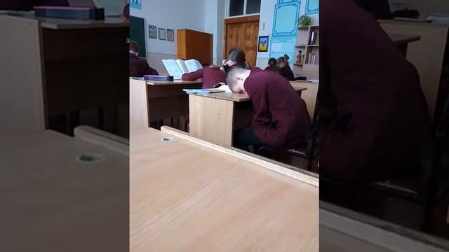 Когда на уроке скучно смотреть онлайн
