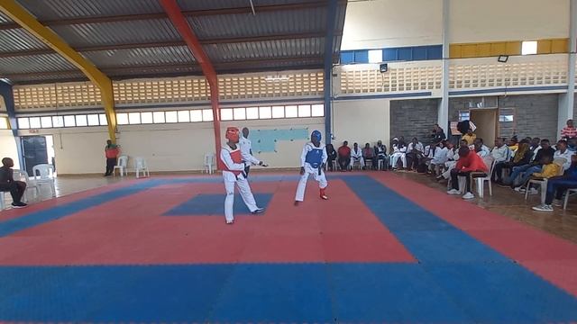 Old School Taekwondo Meets Modern Taekwondo ~ see what happened смотреть онлайн