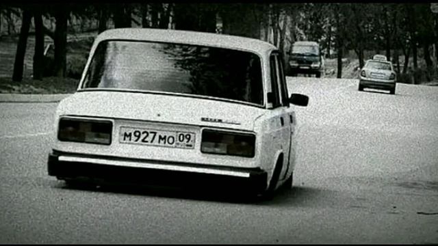 Мама он шальной, пацан молодой дружит со шпаной | SLOWED смотреть онлайн
