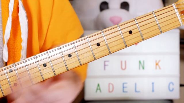 'Good Thoughts, Bad Thoughts' Funkadelic Guitar Lesson смотреть онлайн