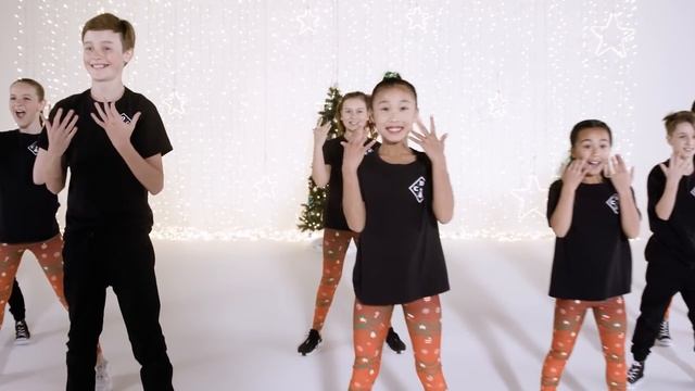 12 Days of Christmas Dance Remix | Xmas Dance Choreography смотреть онлайн
