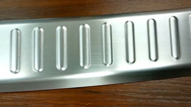 INNER TRUNK SCUFF PLATE SUZUKI VITARA II / OCHRONNA LISTWA PROGU BAGAŻNIKA SUZUKI VITARA II смотреть онлайн