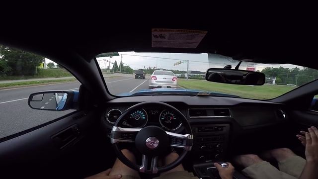 POV Drive: 2013 Ford Mustang GT Smurf смотреть онлайн