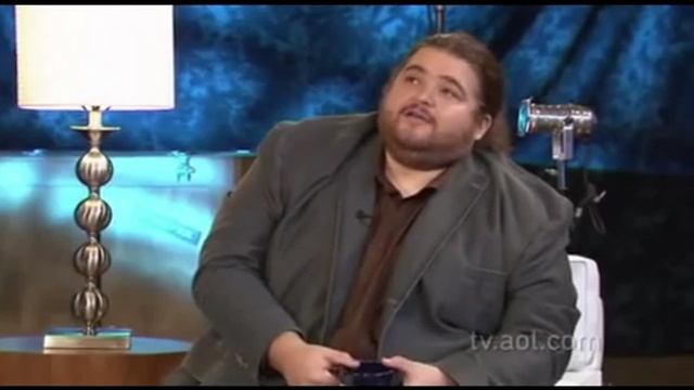 Entrevista subtitulada Josh Holloway, Evangeline Lilly y Jorge Garcia en AOL Outside the Box смотреть онлайн