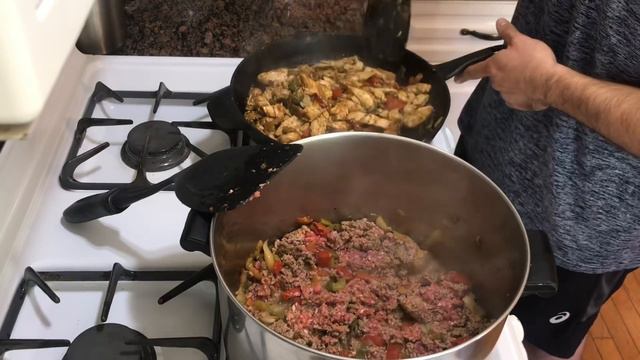 30 MINUTE MEAL PREP FOR FAT LOSS!! CHICKEN FAJITAS AND CHIPOTLE CHILI BOWL MEAL PREP! смотреть онлайн