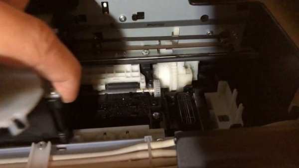 Прочистка печатающей головки самостоятельно. Принтер EPSON не печатает цвета