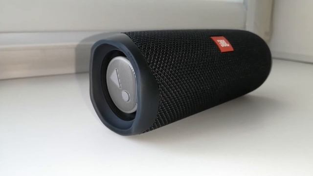 Колонка JBL FLIP 5 LFM 60% Bass Test смотреть онлайн