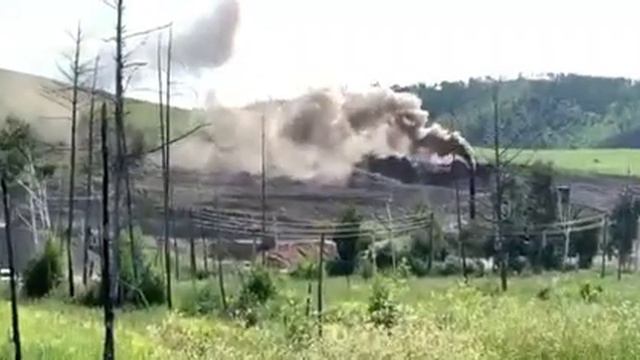 Столб чёрного дыма от предприятия возле Яблонового хребта смотреть онлайн