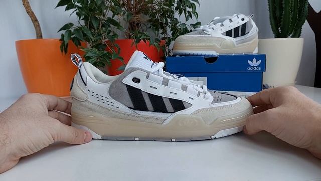 Adidas Adi2000.