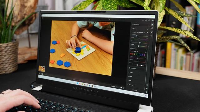 Alienware X15 R1 im Test - Schlanker Gaming-Laptop mit massig Power смотреть онлайн