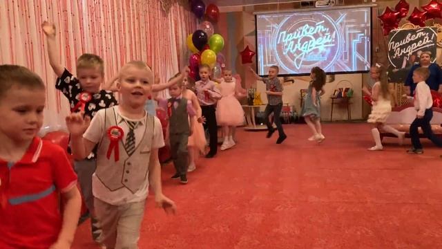"Круче всех!" Quest Pistols Show & Open Kids. Группа №6 "Искорки" смотреть онлайн