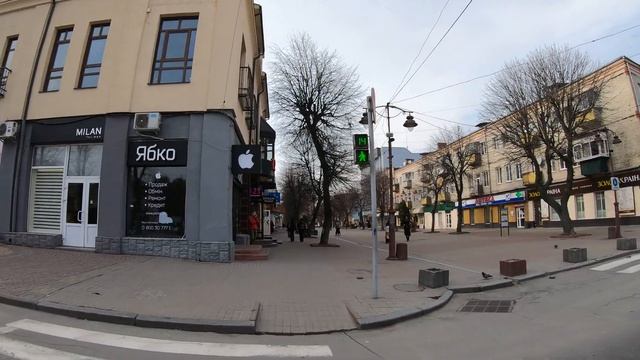 Прогулка по Хмельницкому, карантин, центральная улица Проскуровская смотреть онлайн