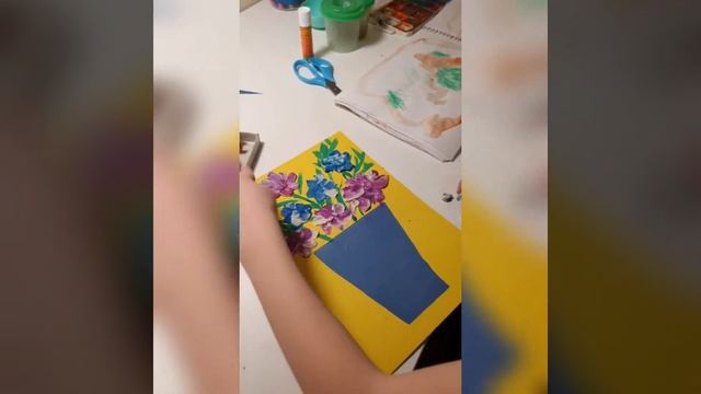 Поделка для мамы на 8 марта. (в садик). "Цветы для мамы". смотреть онлайн