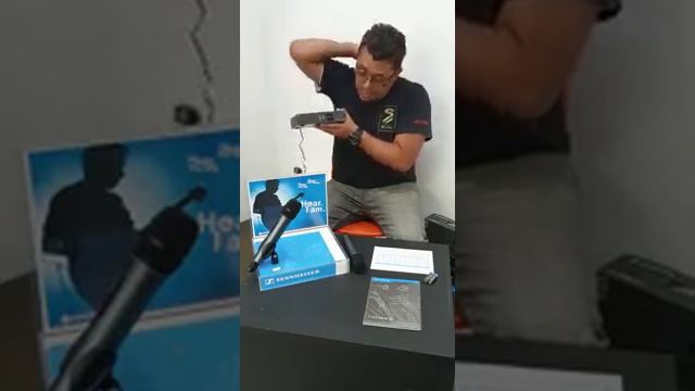 MICROFONO SENNHEISER XSW1-835 смотреть онлайн