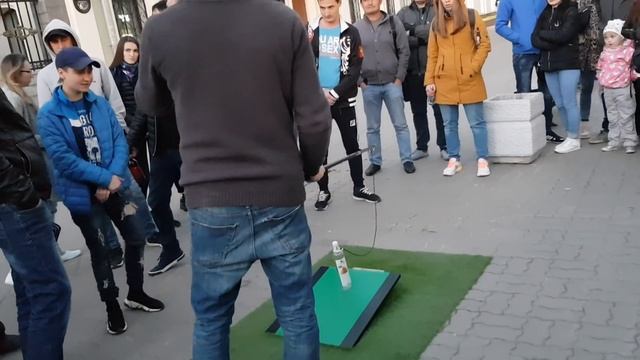 Бутылка и удочка ,не понимают как поднять смотреть онлайн