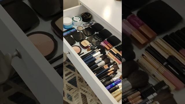 Туалетный столик с гримёрным зеркалом 8РЕ80 смотреть онлайн