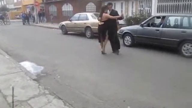 Agrupación Ars Nova Tango pavadita Didier Muñoz y Sandra Guerra смотреть онлайн