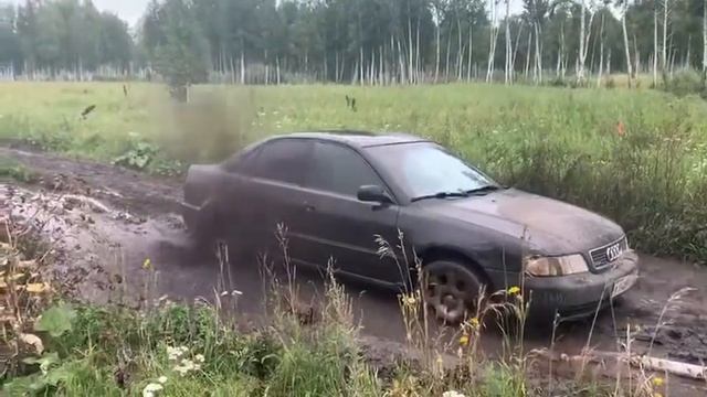 Audi A4 B5 нашли малость грязи смотреть онлайн