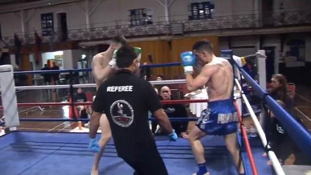 B14 DAVE PERKINS V PEDRO FERNANDEZ смотреть онлайн