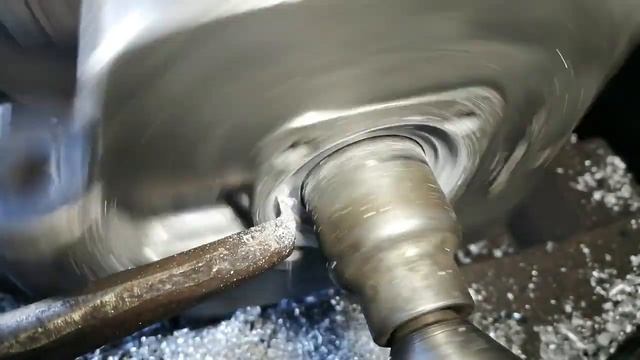 Советский мопед. Уменьшаю камеру сгорания. смотреть онлайн