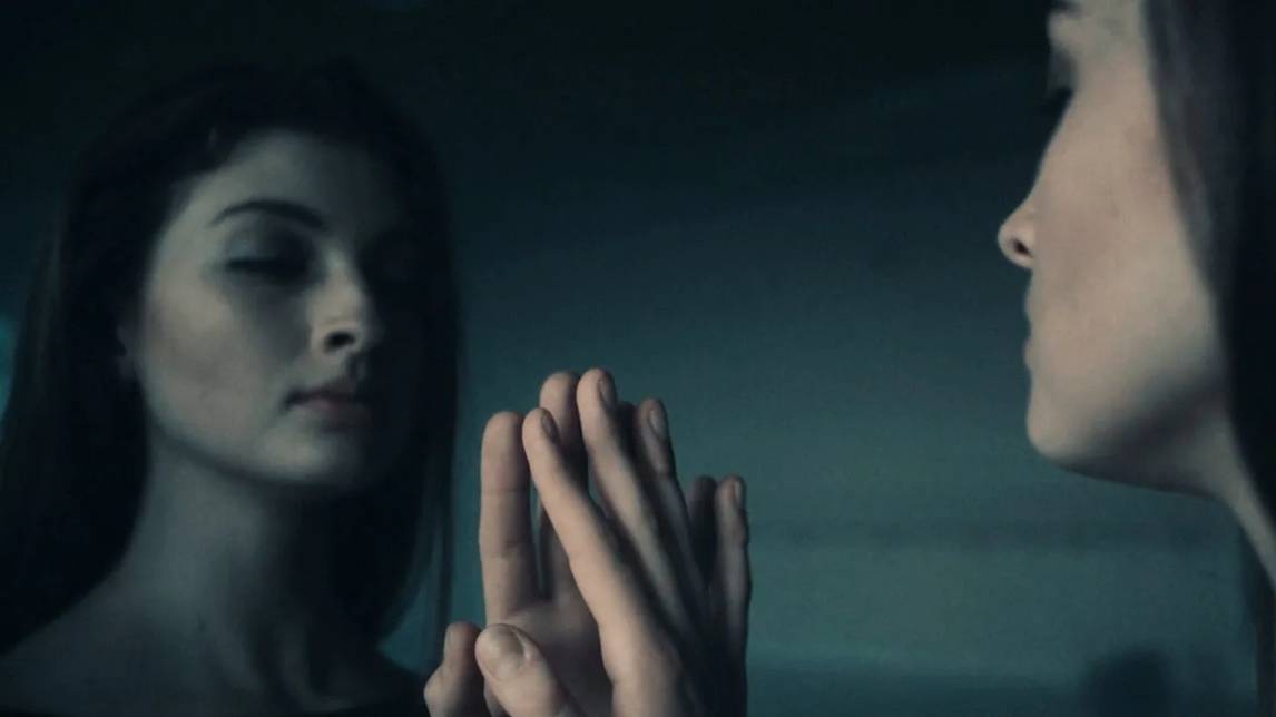 DVRST, Øneheart - Every Night (Music Video) смотреть онлайн